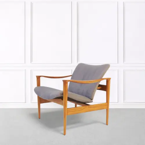 Ace Lounge Chair