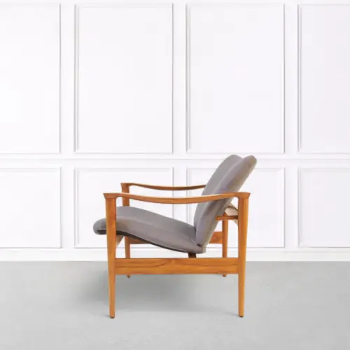 Ace Lounge Chair