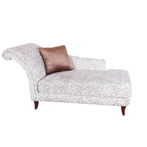 Leela Chaise