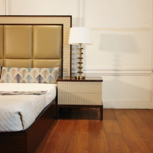 Tiny Scoop Bed Side Table